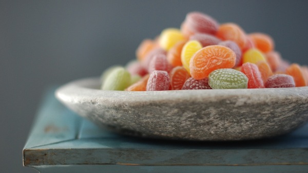 bowl-of-candy-photography-hd-wallpaper-1920x1080-10536