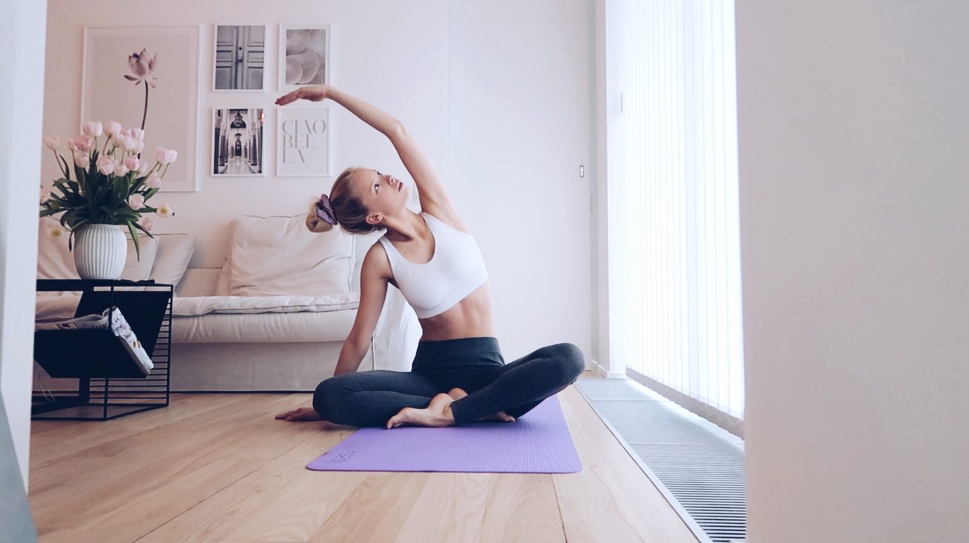 simone tajmer yoga